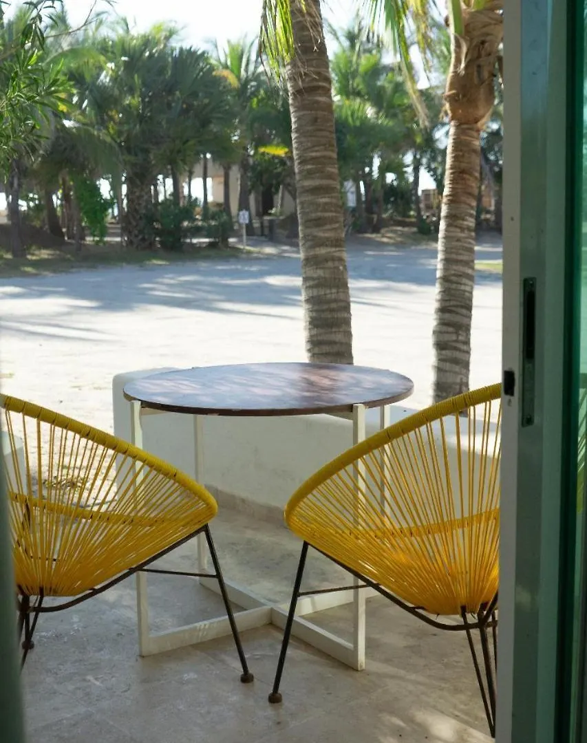 Departamentos Y Cabanas A Pie De Playa -Baraka Beach Club ماساتلان 0*,