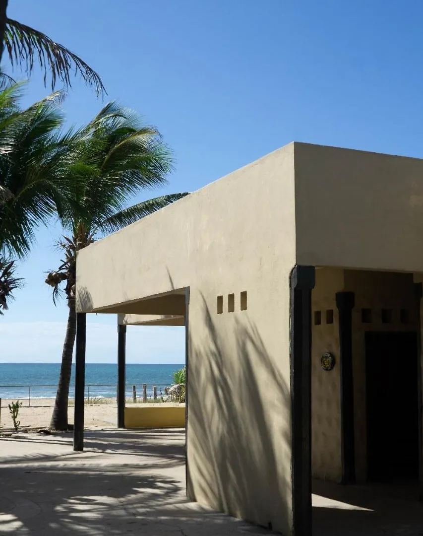 Departamentos Y Cabanas A Pie De Playa -Baraka Beach Club ماساتلان